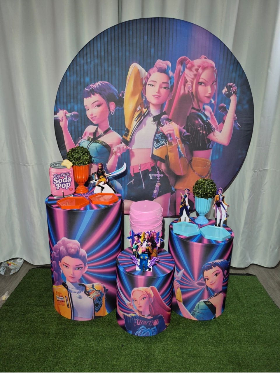 Estrelas Do K-Pop - Mb festas & decorações