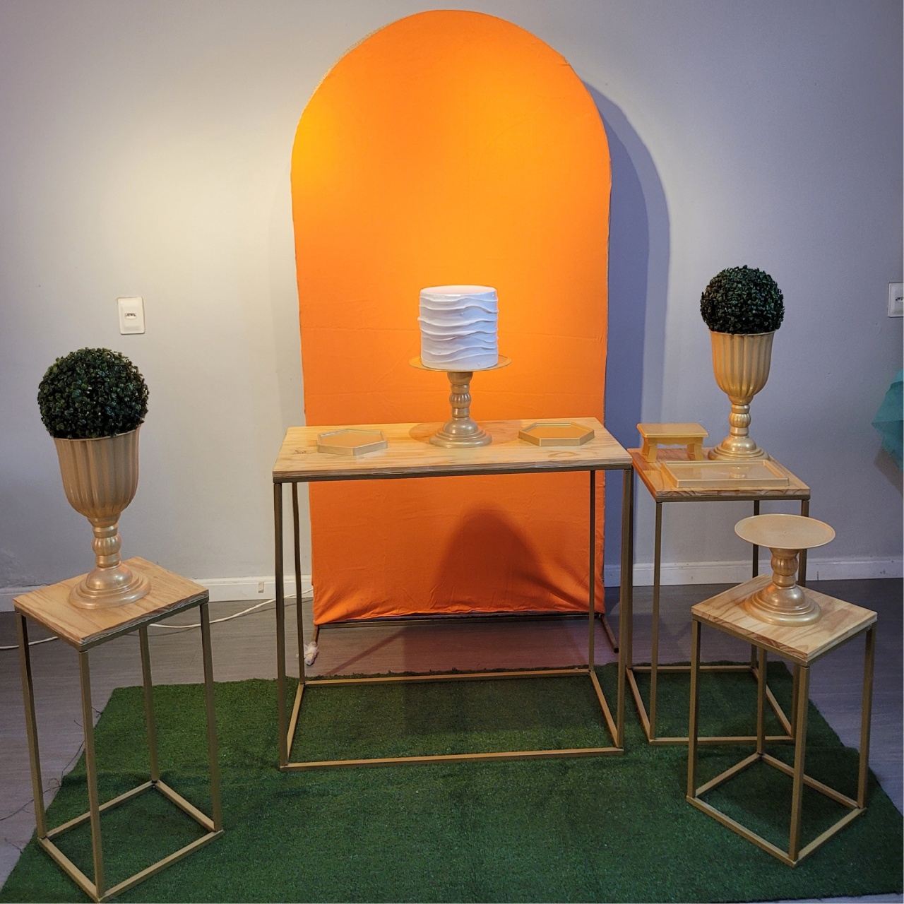 Romano Laranja - Mb festas & decorações