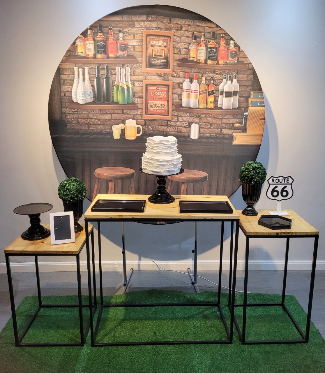 Boteco Um No Ferro Preto - Mb festas & decorações