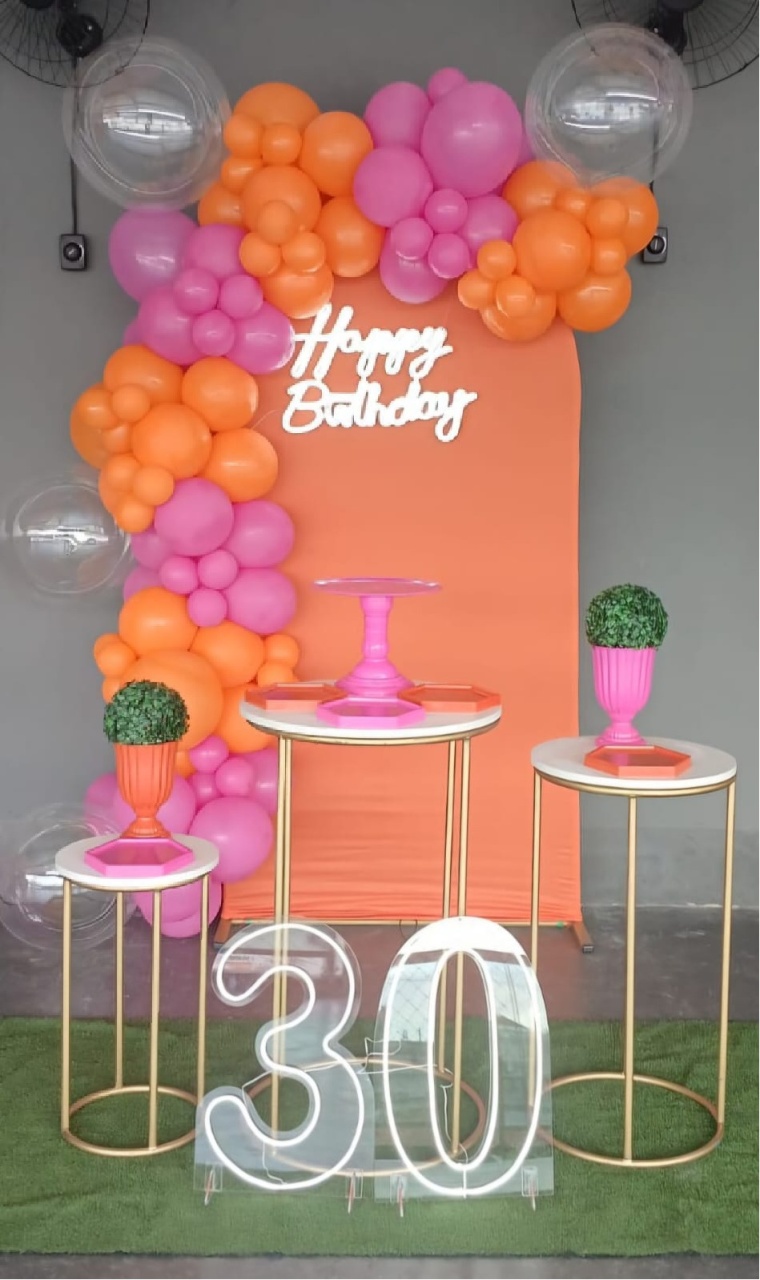 Romano Laranja Led - Mb festas & decorações