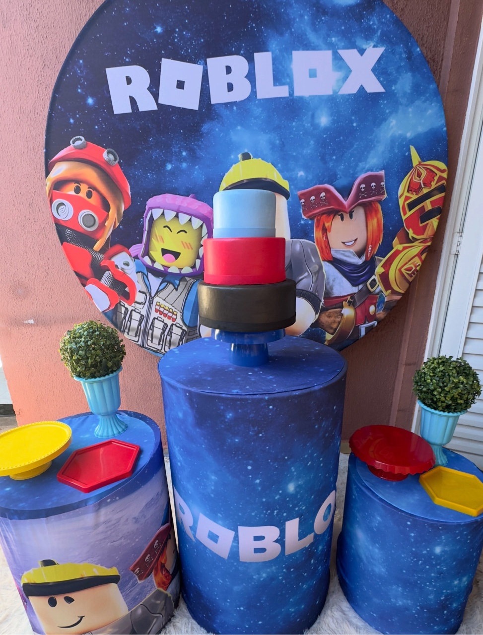 Roblox Pegue E Monte - Claudia Torrieri