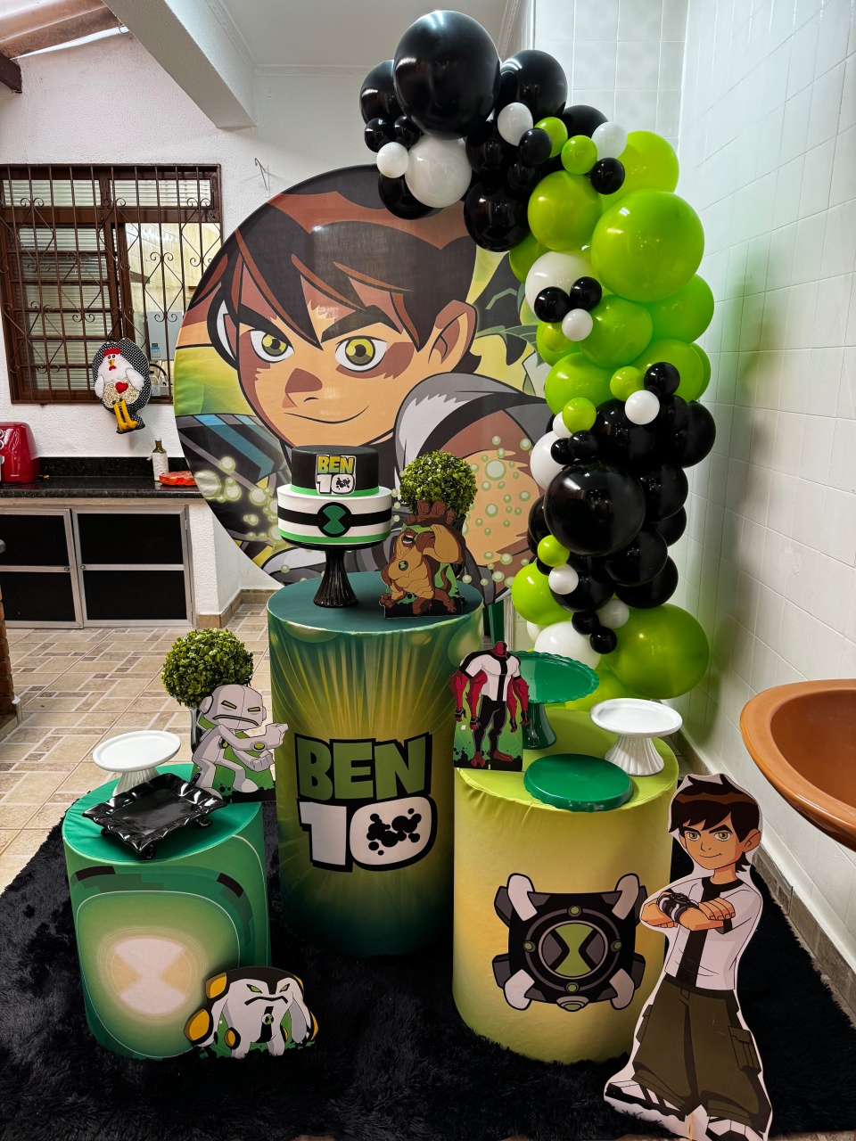 Ben 10 - Claudia Torrieri
