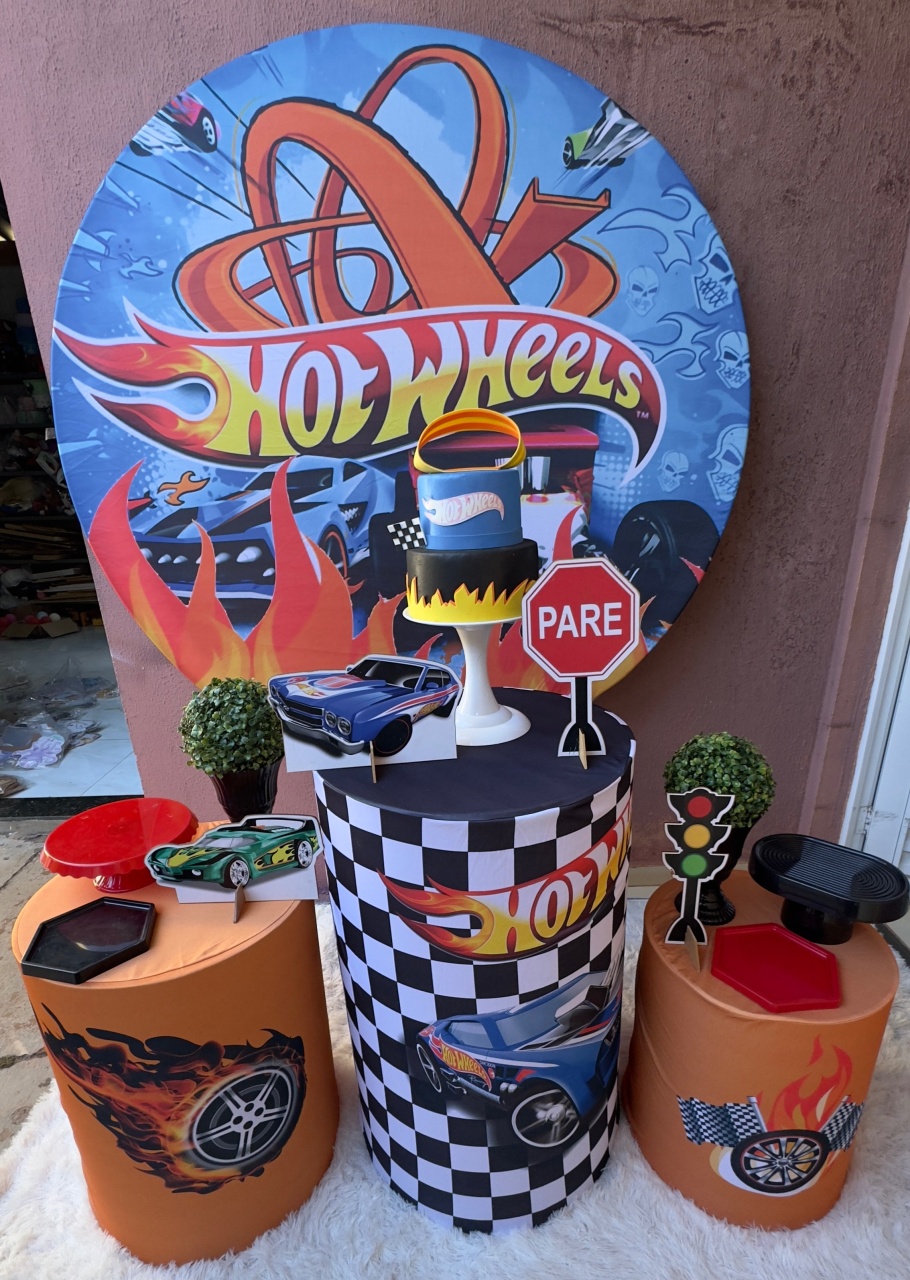 Hotwheels Pegue E Monte - Claudia Torrieri