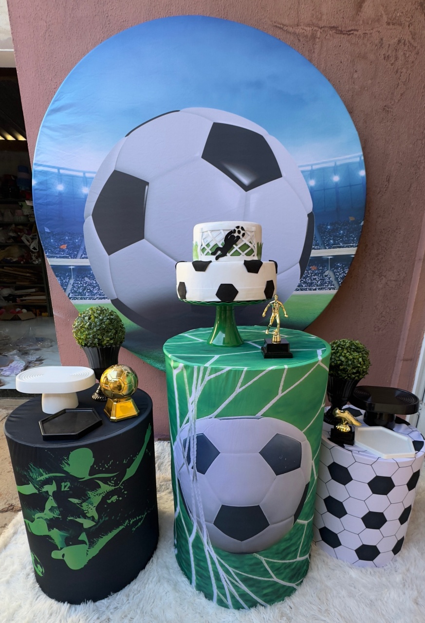 Futebol Pegue E Monte - Claudia Torrieri
