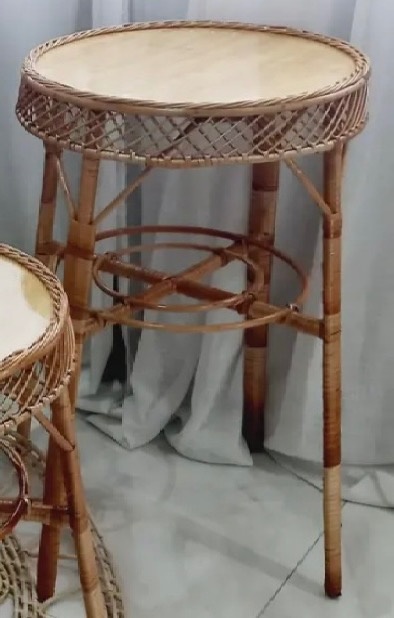 Banqueta de Vime G - Girafa Festas