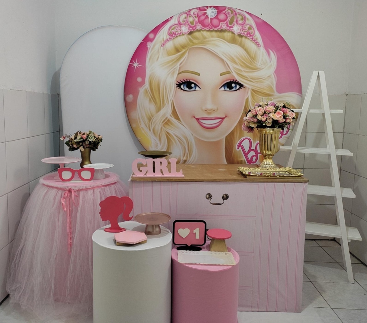 Barbie  Kit Diamante + Adicional Escada G - Artes e Encantos locações