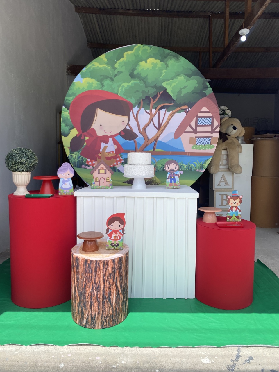 Chapeuzinho Vermelho Kit Ouro Plus 8 - Artes e Encantos locações