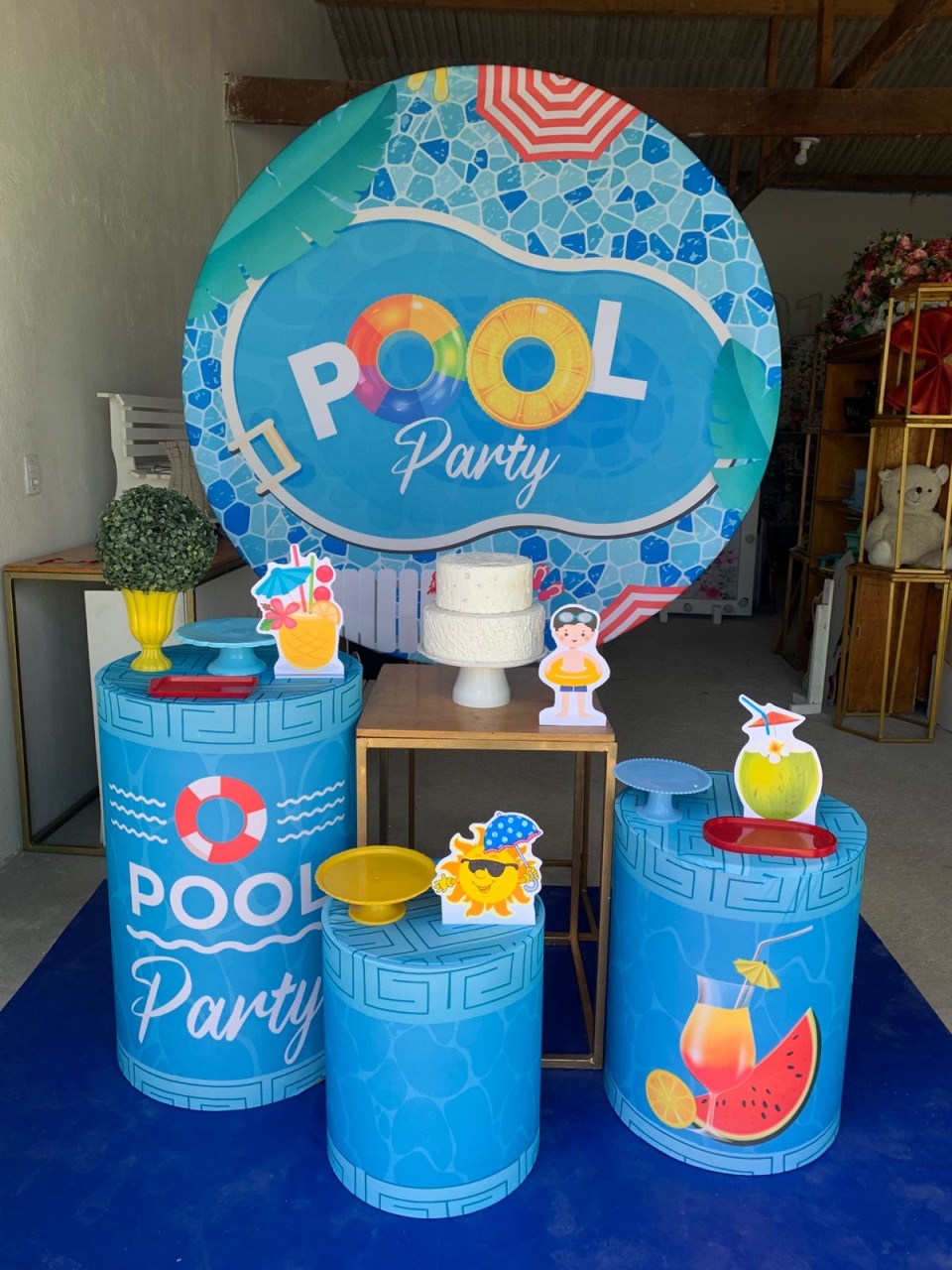 Pool Party Kit Ouro 19 - Artes e Encantos locações