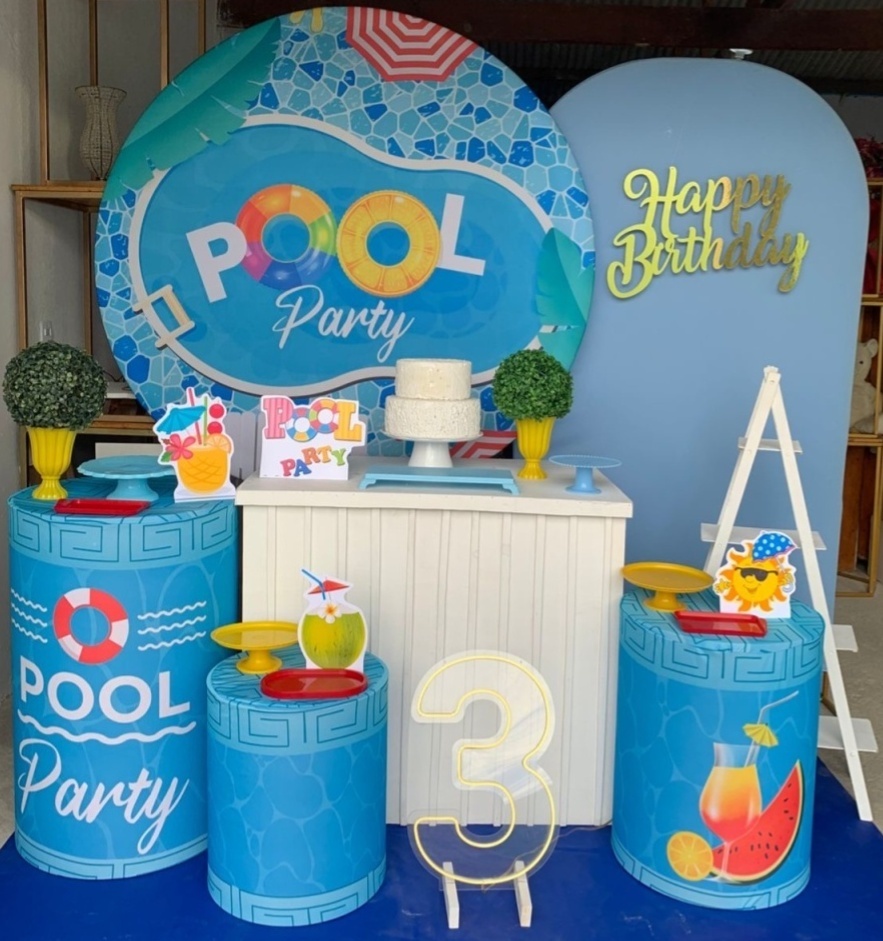 Pool Party Kit Diamante 2 + Adicional Escada M E Número de Led - Artes e Encantos locações