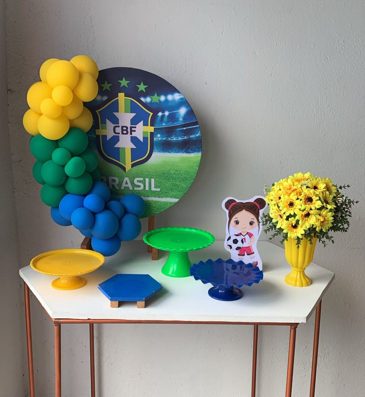 Copa Futebol Menina Mini Kit Com Balões 40 - Artes e Encantos locações