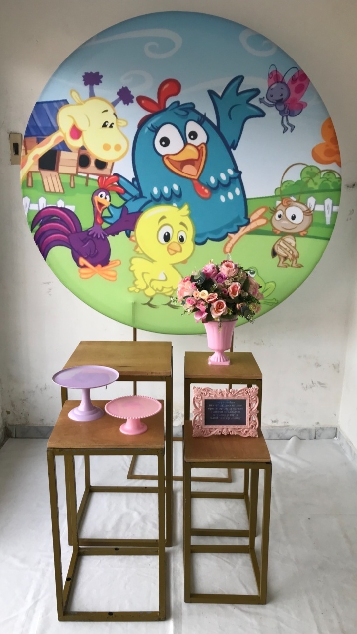 Galinha Pintadinha Composição (2) - Artes e Encantos locações
