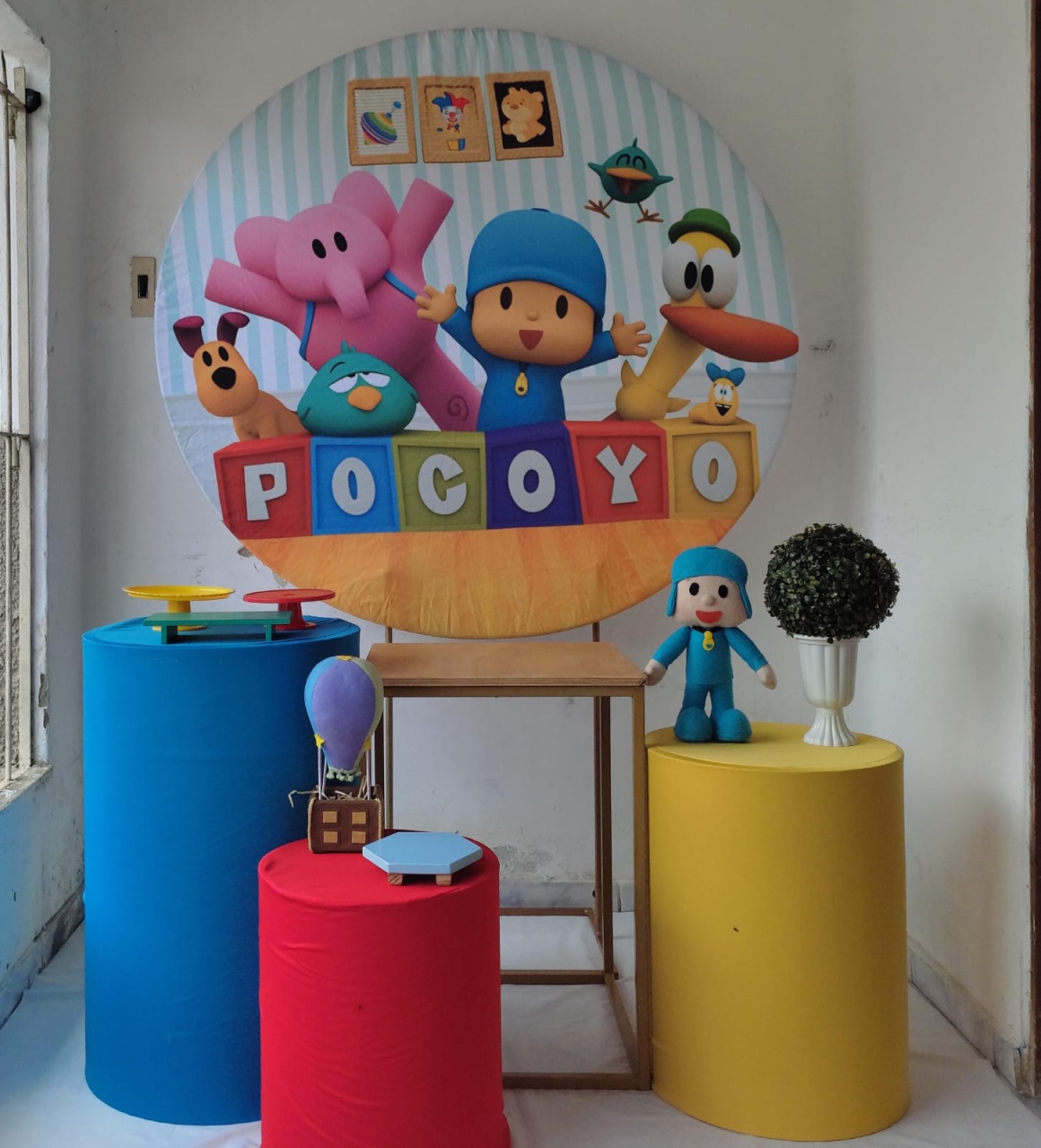 Pocoyo Kit Ouro - Artes e Encantos locações