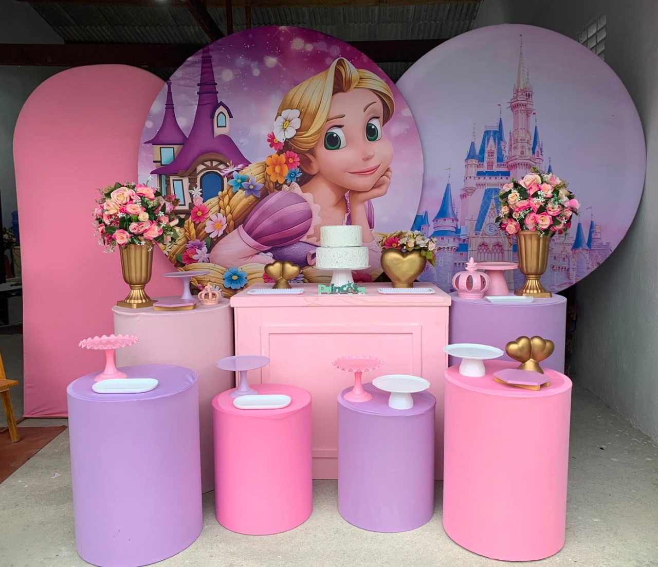 Enrolados Princesa Rapunzel Composição 3 - Artes e Encantos locações