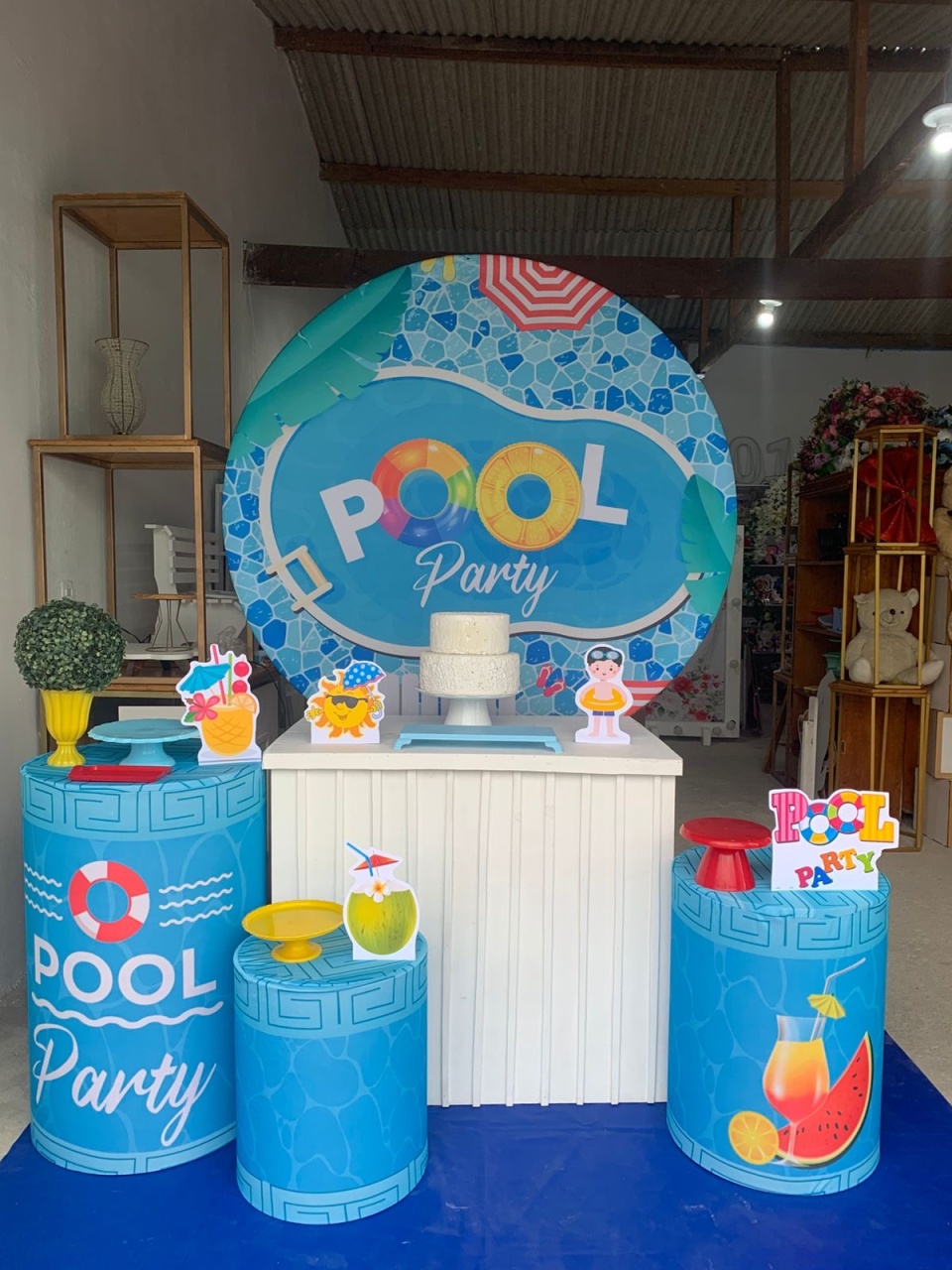 Pool Party Kit Ouro Plus 14 - Artes e Encantos locações