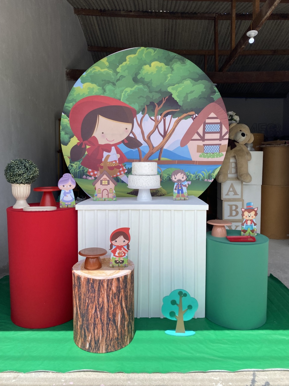 Chapeuzinho Vermelho Kit Ouro Plus 4 - Artes e Encantos locações