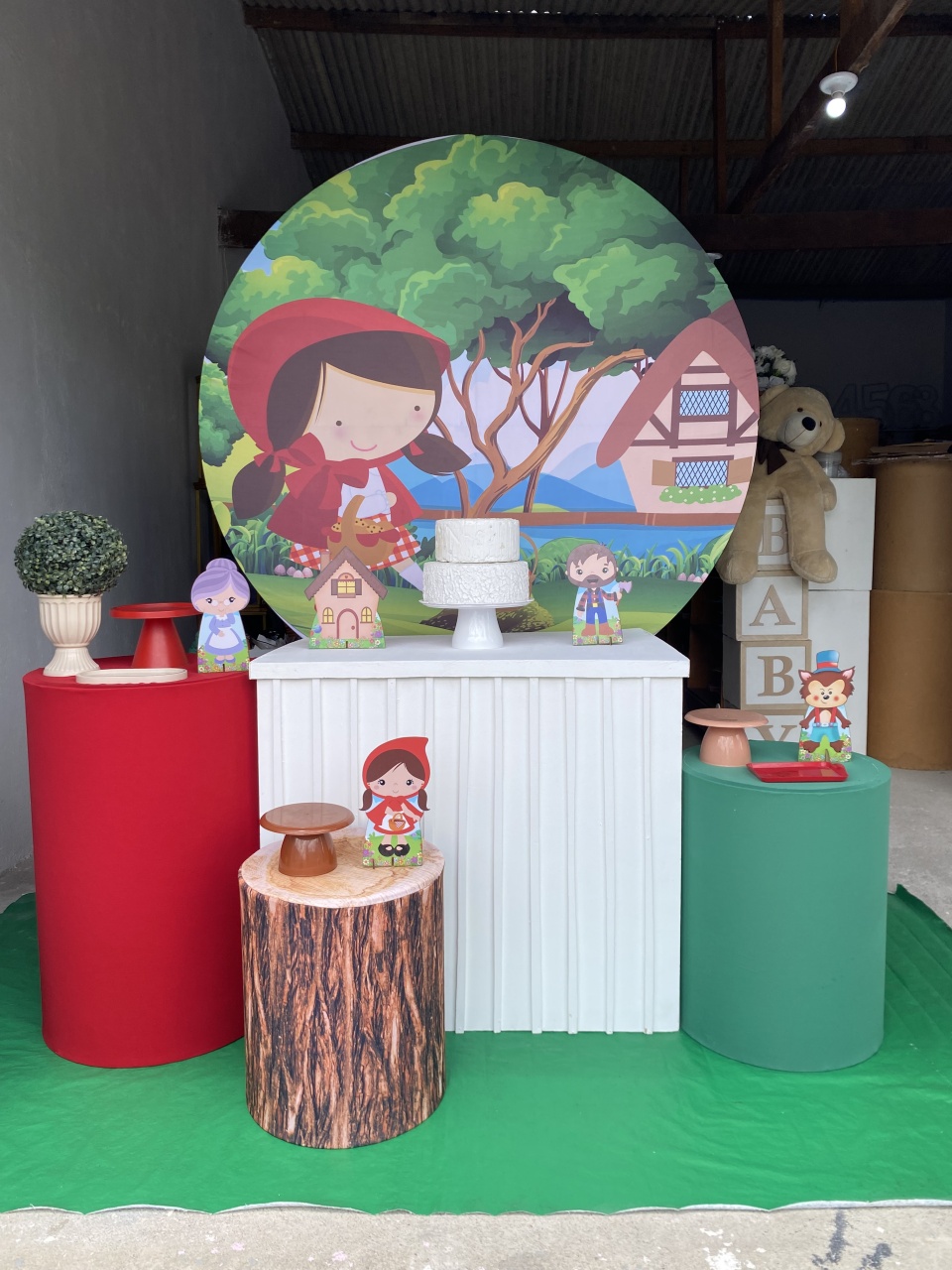 Chapeuzinho Vermelho Kit Ouro Plus 3 - Artes e Encantos locações
