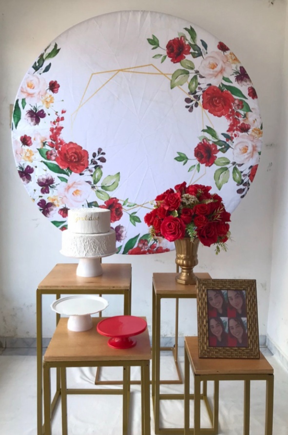 Vermelho Floral Composição - Artes e Encantos locações