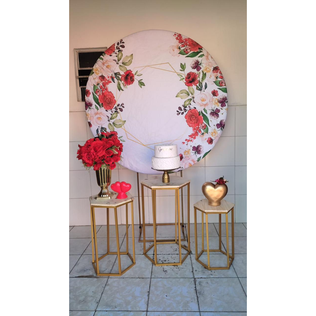 Composição Floral Vermelho - Artes e Encantos locações