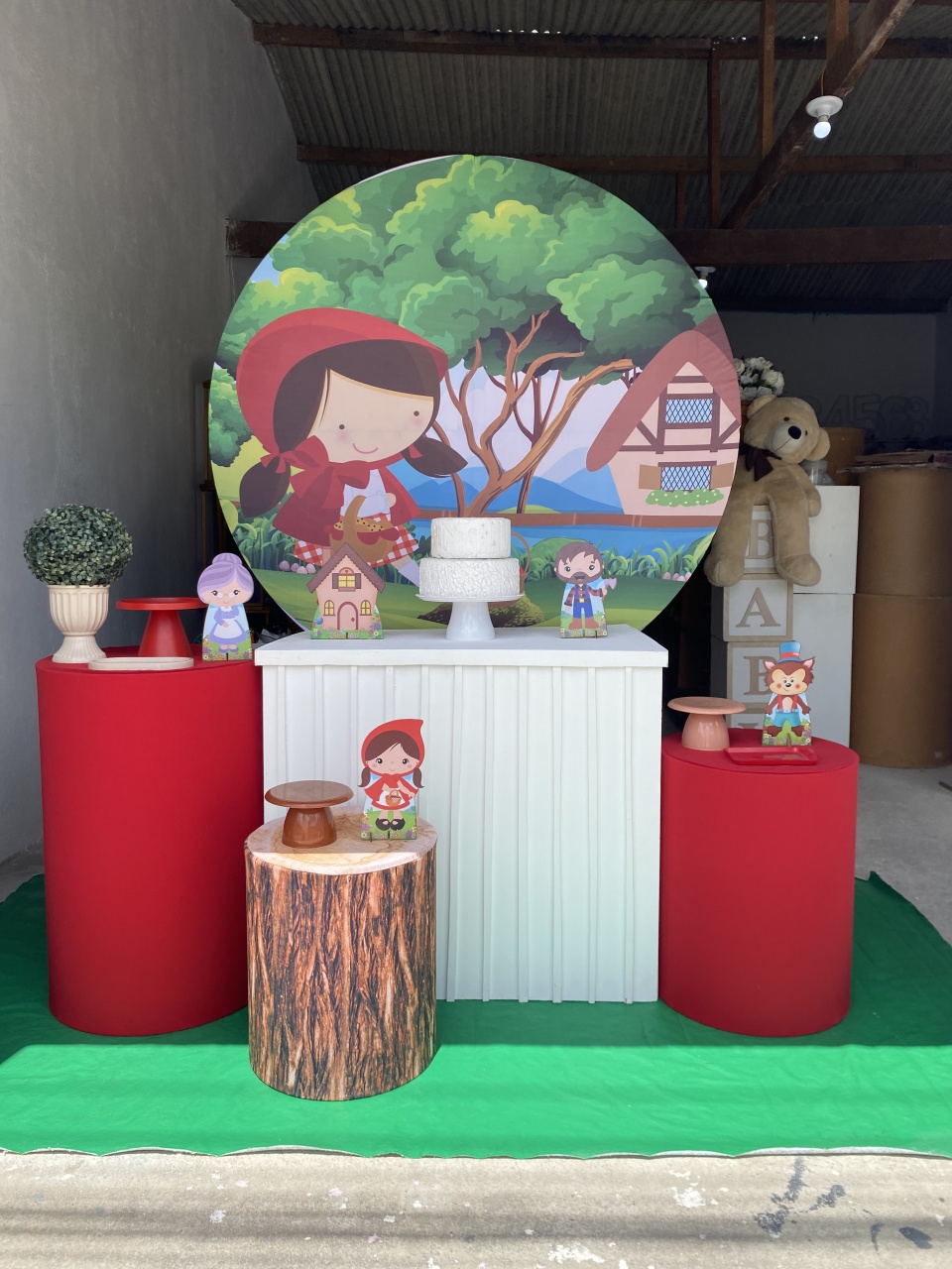 Chapeuzinho Vermelho Kit Ouro Plus 2 - Artes e Encantos locações