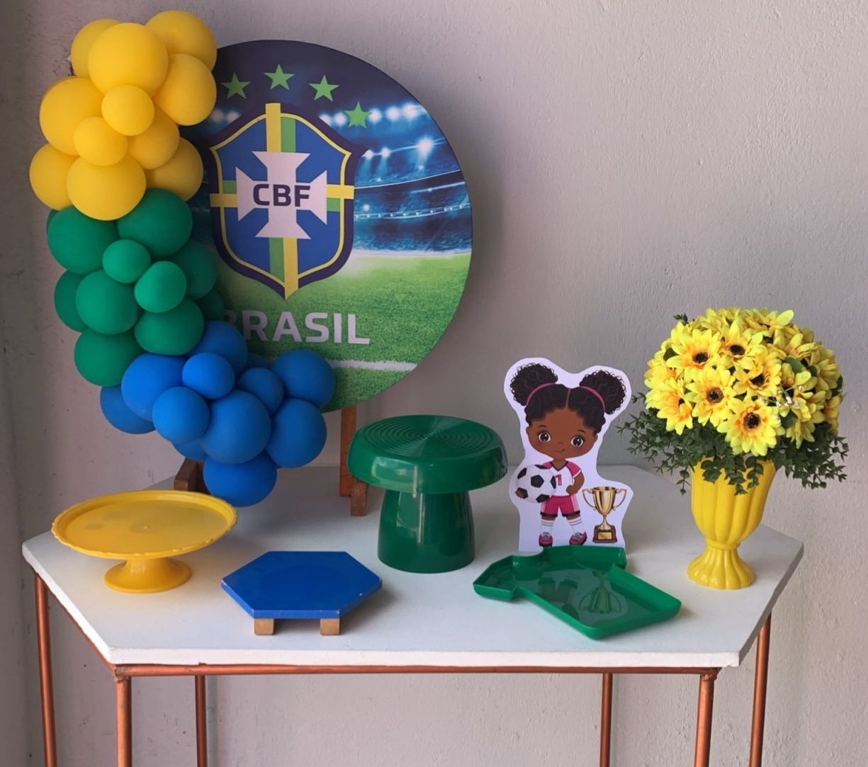 Copa Futebol Mini Kit 32 - Artes e Encantos locações