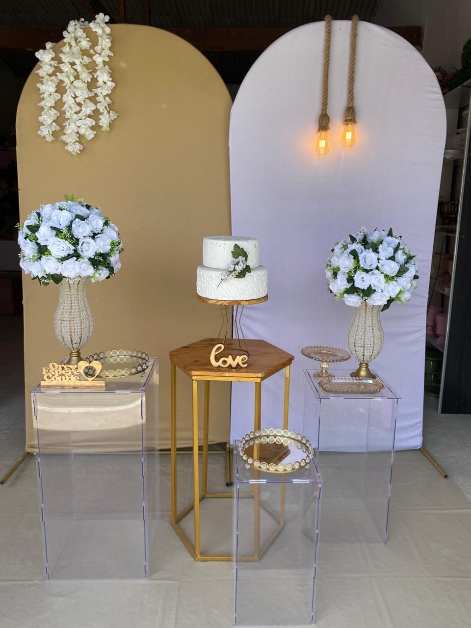 Casamento/Noivado/50Anos Composição 19 - Artes e Encantos locações