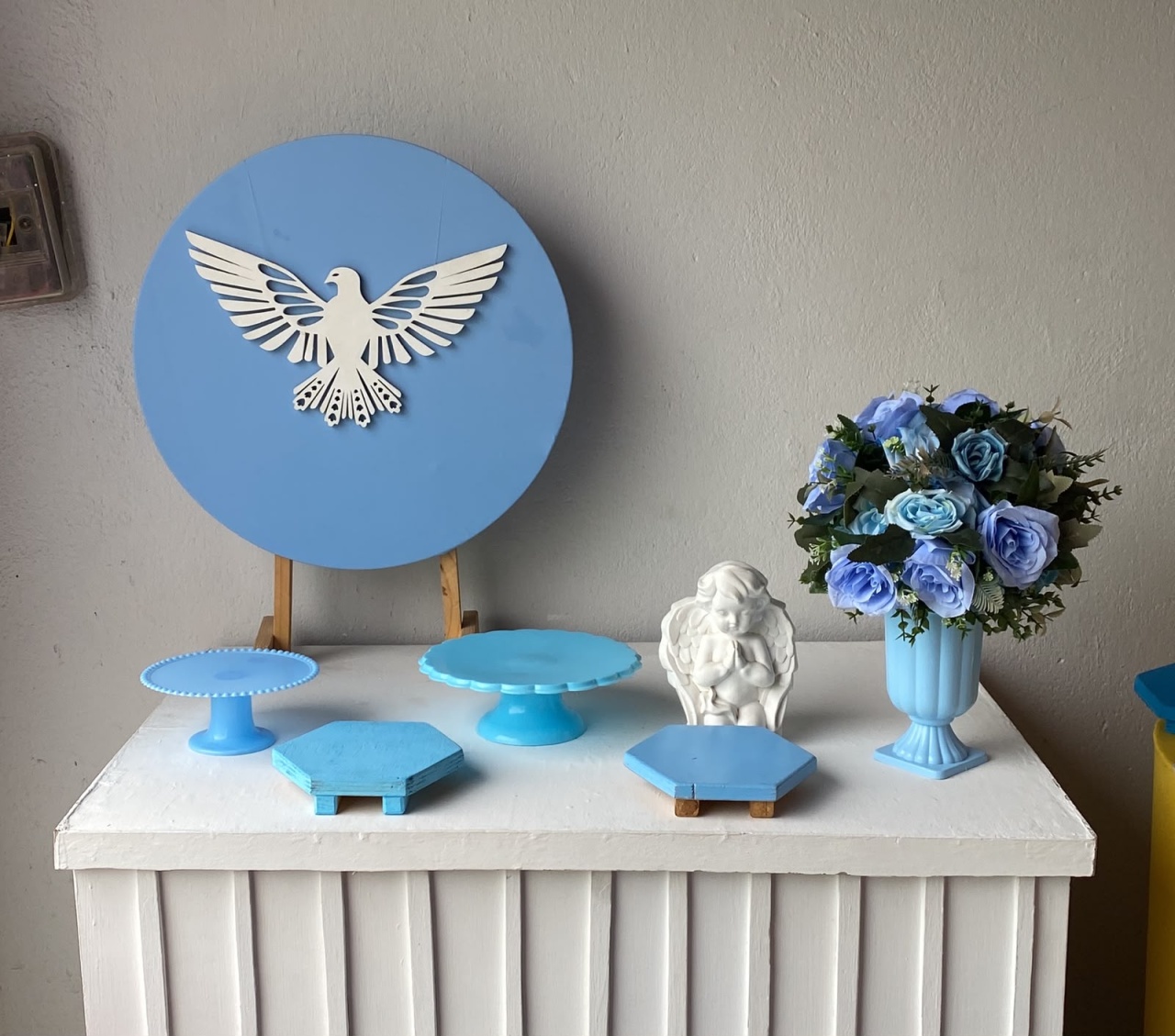 Mini Kit Divino Espírito Santo Azul E Branco Menino Batizado Religioso 6 - Artes e Encantos locações