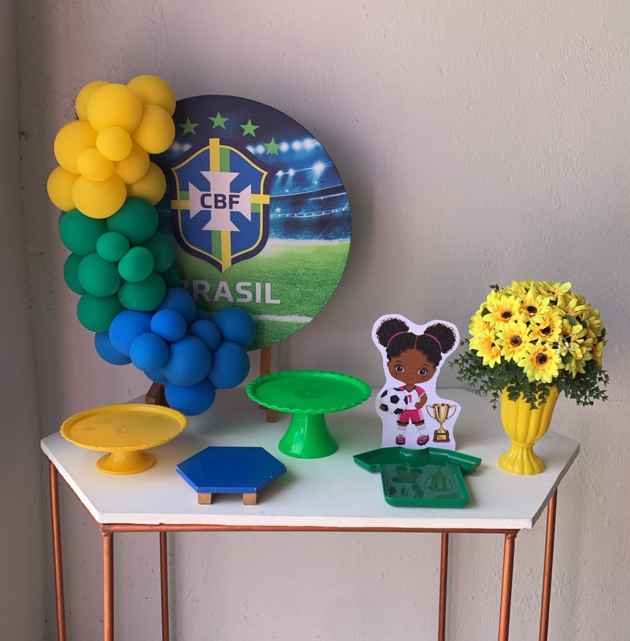 Copa Futebol Mini Kit 30 - Artes e Encantos locações