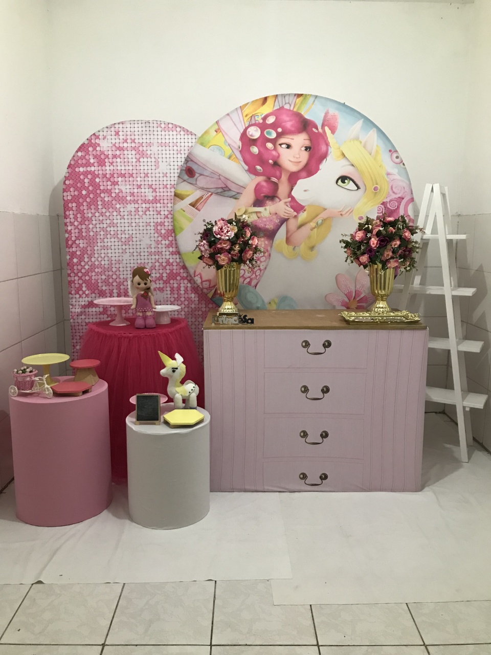 Mundo da Mia Kit Diamante + Adicional Escada G - Artes e Encantos locações