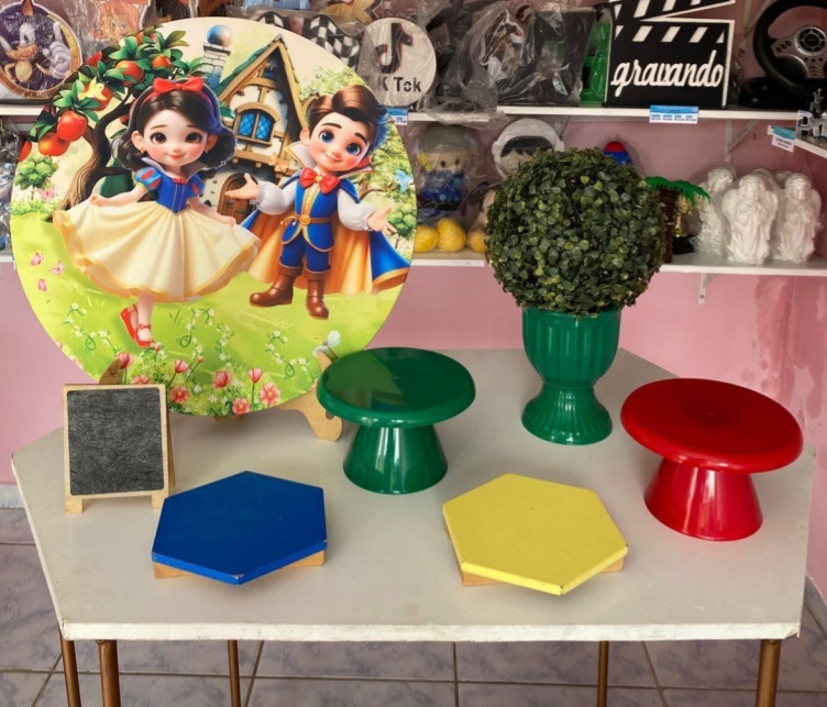 Branca de Neve Mini Kit (1) - Artes e Encantos locações