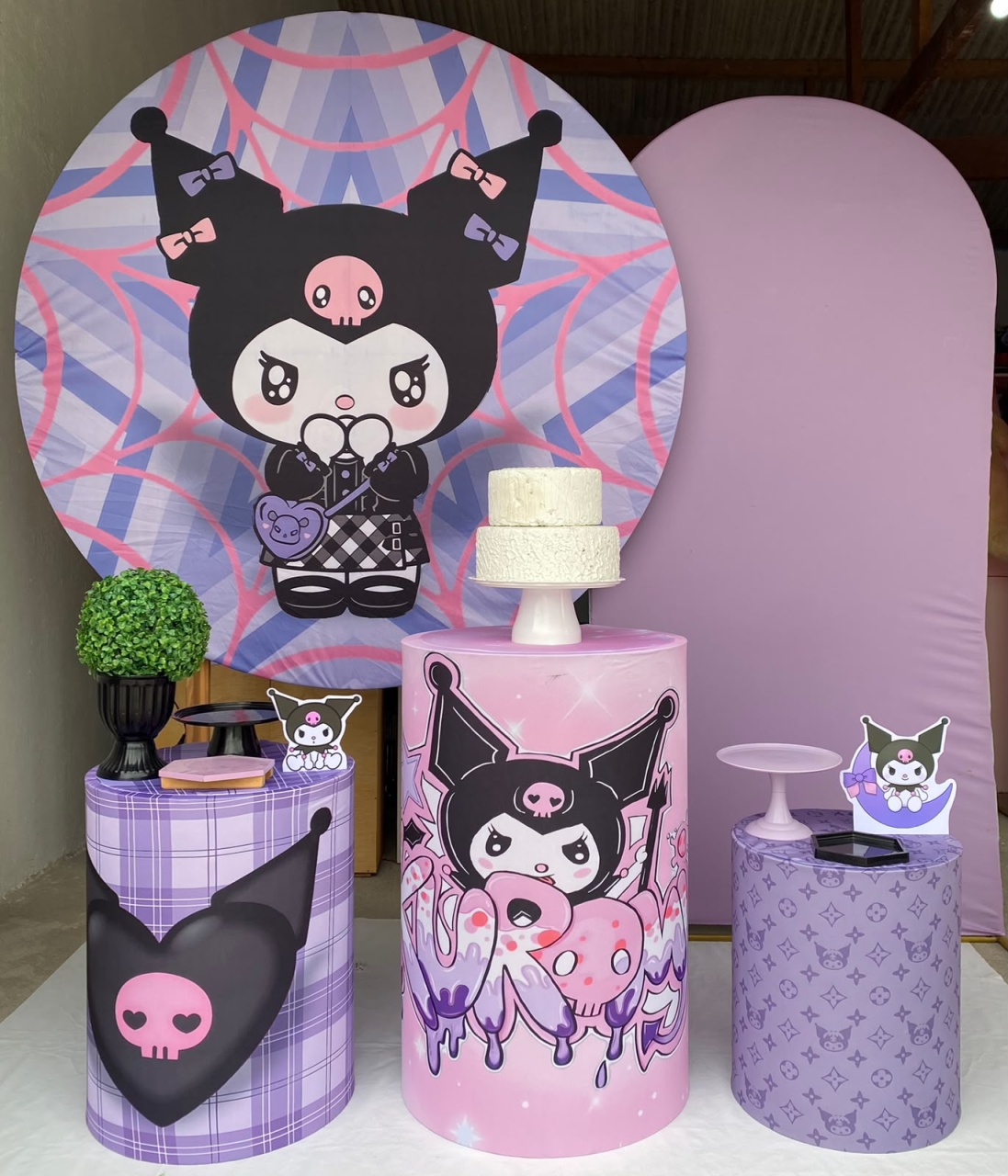 Kuromi Composição 11 - Artes e Encantos locações