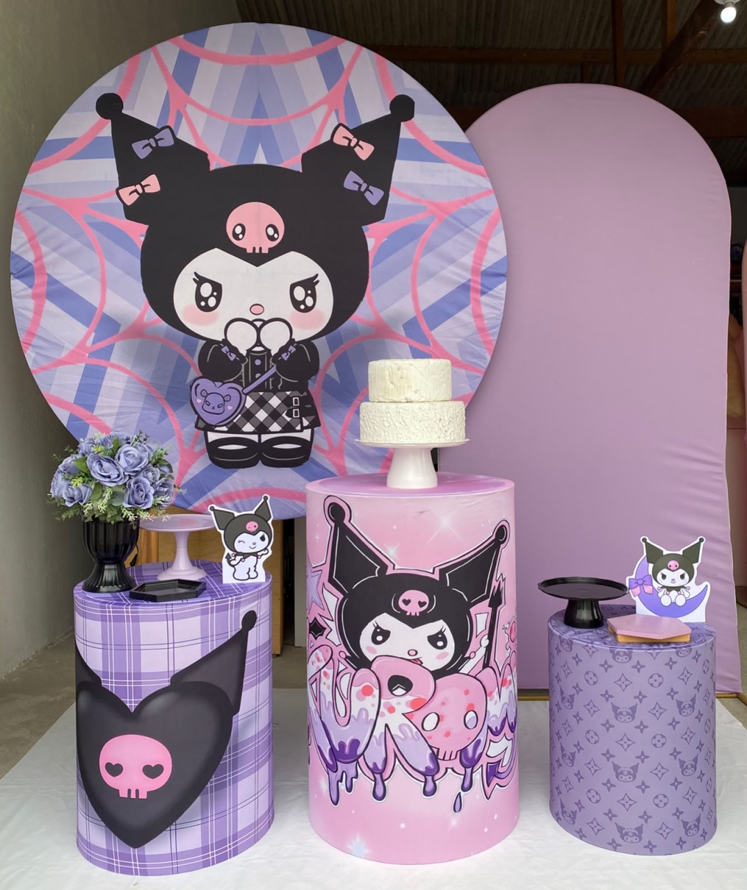 Kuromi Composição 10 - Artes e Encantos locações
