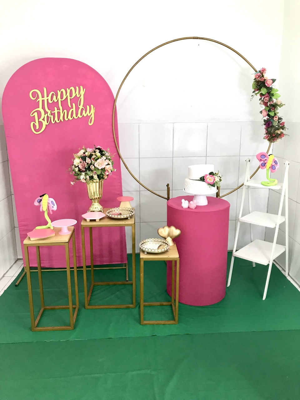 Rosa Pink Composição - Artes e Encantos locações