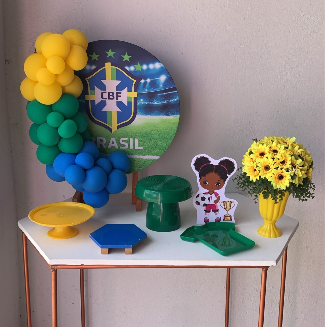 Copa Futebol Mini Kit 32 - Artes e Encantos locações