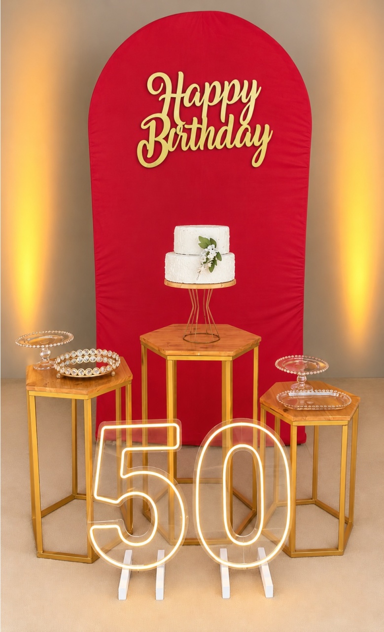 50 Anos Composição (Vermelho E Dourado) - Artes e Encantos locações