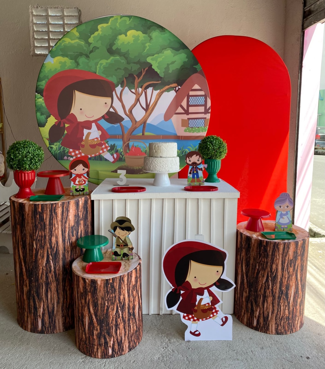 Chapeuzinho Vermelho Kit Diamante Com Display de Chão - Artes e Encantos locações