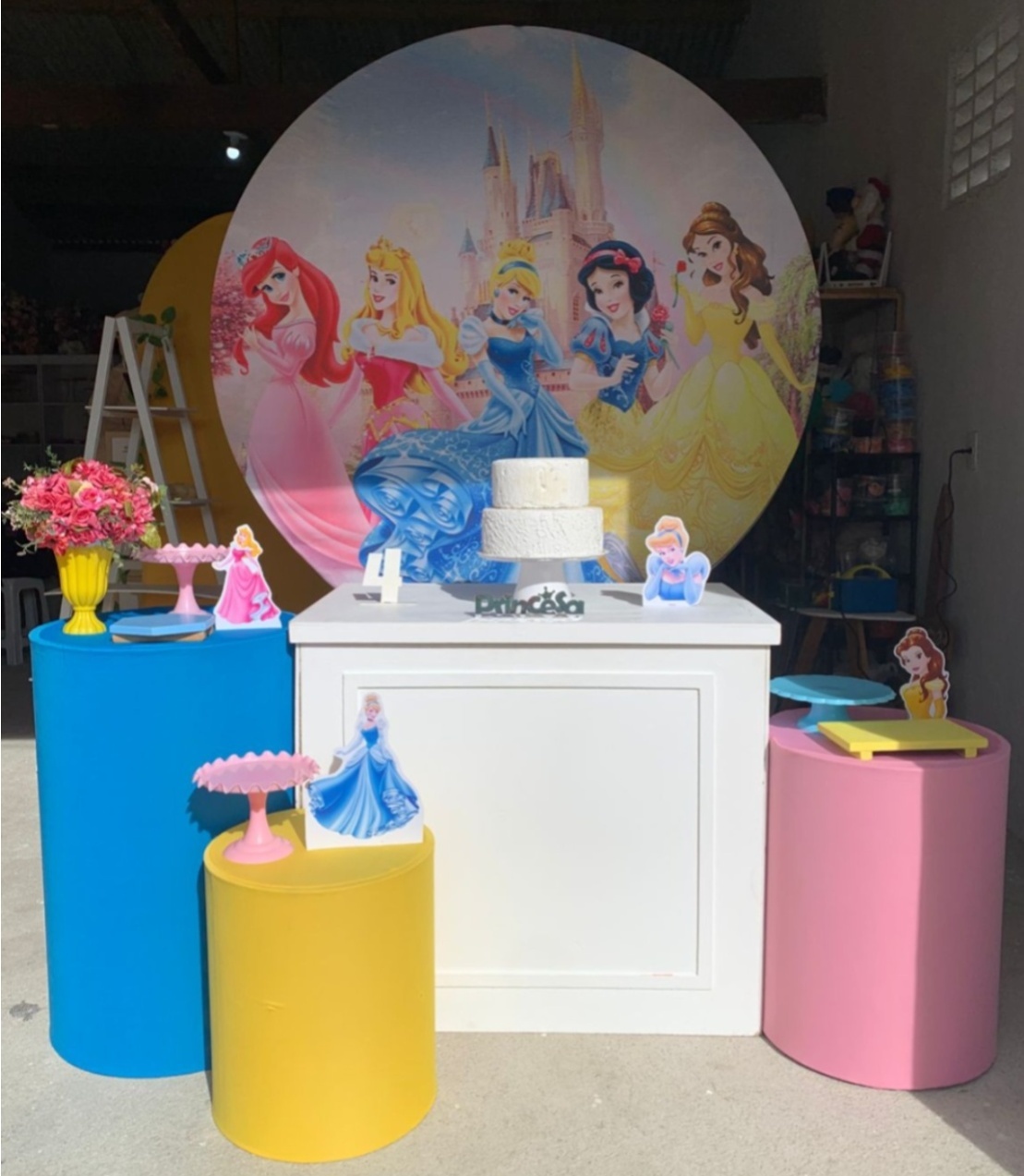 Princesas da Disney Kit Ouro Plus 25 - Artes e Encantos locações