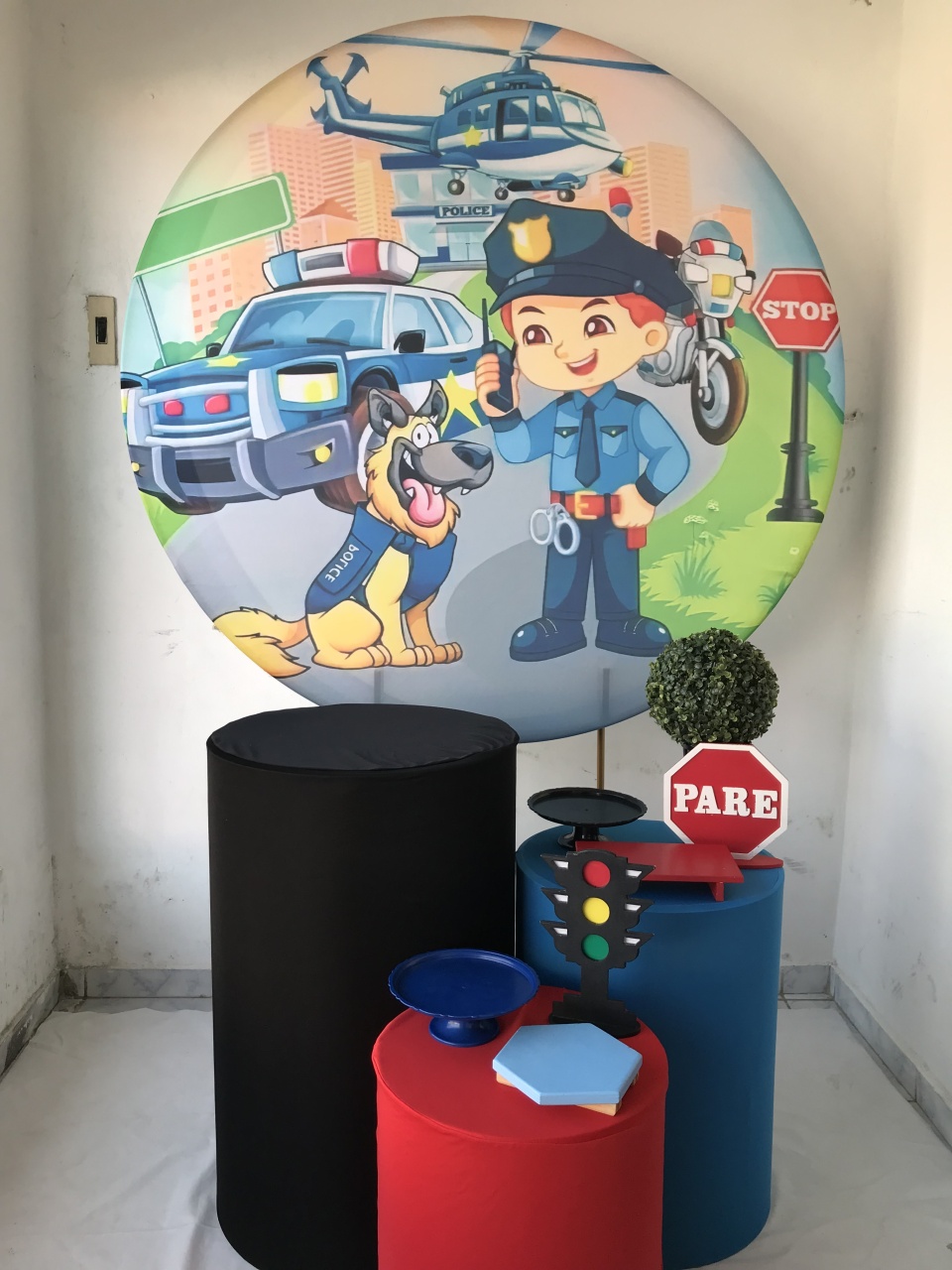 Policial Kit Prata (2) - Artes e Encantos locações