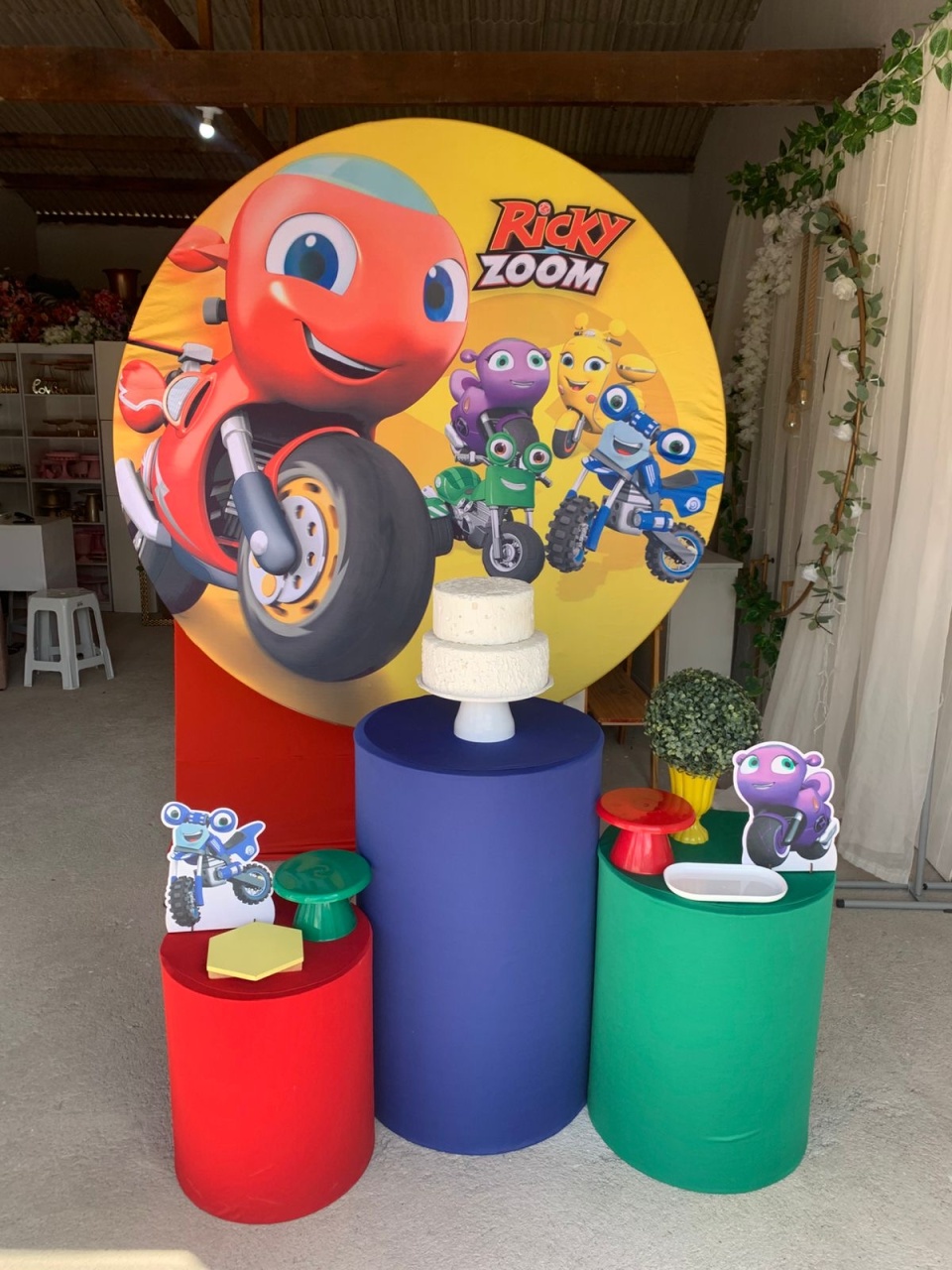 Ricky Zoom Kit Prata 3 - Artes e Encantos locações