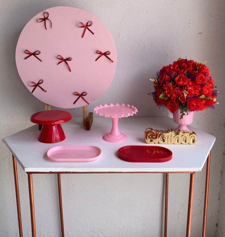 Mini Kit Rosa Com Laços Vermelho 3 - Artes e Encantos locações