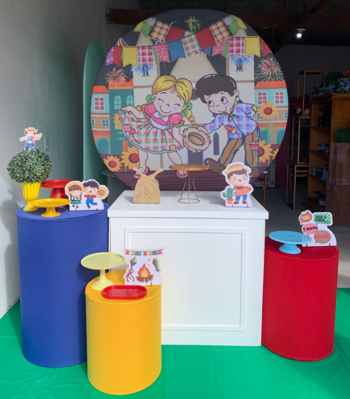 Junino São João Kit Ouro Plus (2) - Artes e Encantos locações