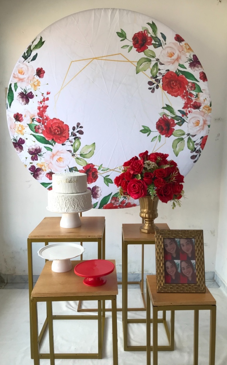 Vermelho Floral Composição - Artes e Encantos locações