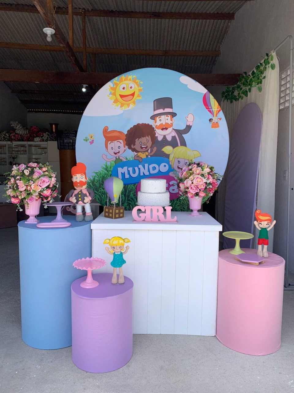 Mundo Bita Menina Kit Ouro Plus 18 - Artes e Encantos locações