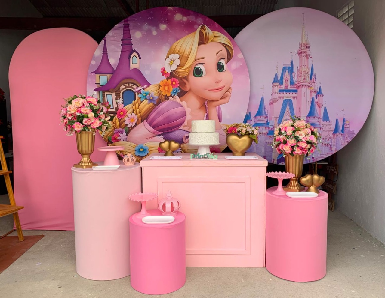 Enrolados Princesa Rapunzel Composição - Artes e Encantos locações