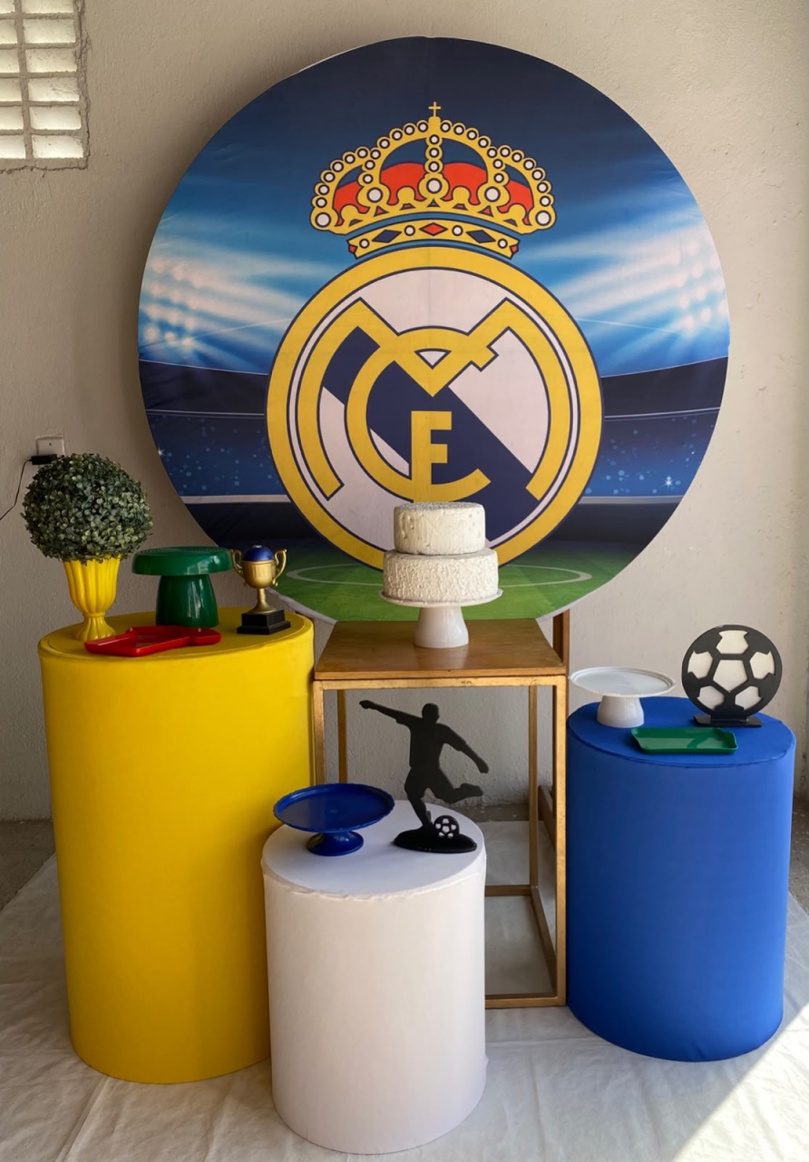 Real Madrid Kit Ouro 8 - Artes e Encantos locações