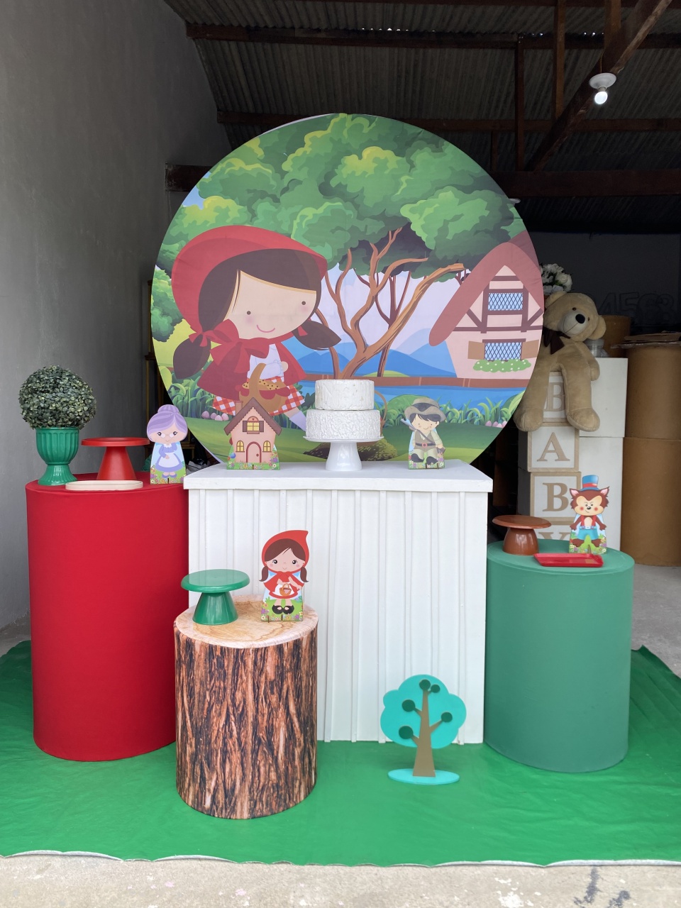 Chapeuzinho Vermelho Kit Ouro Plus 7 - Artes e Encantos locações