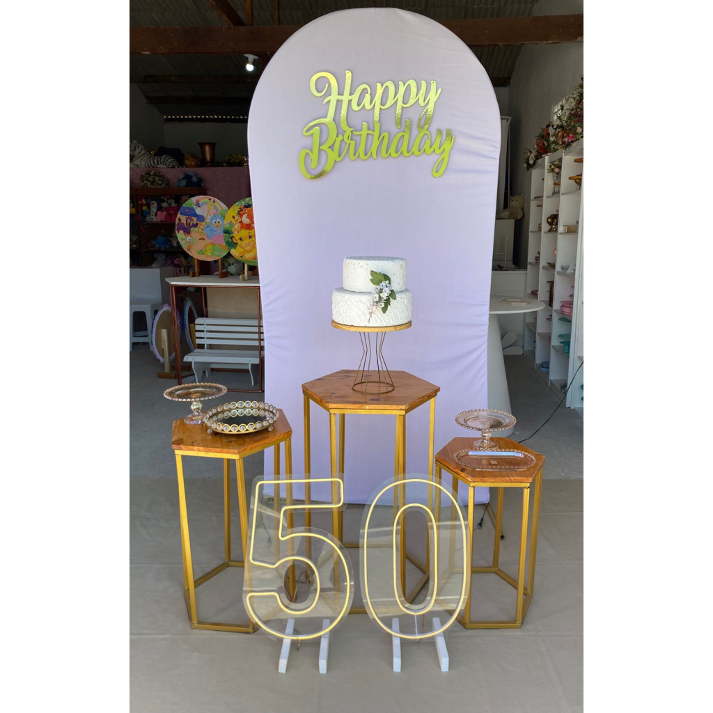 Composição 50 Anos (Branco E Dourado) - Artes e Encantos locações