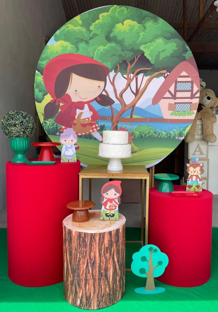 Chapeuzinho Vermelho Kit Ouro 7 - Artes e Encantos locações