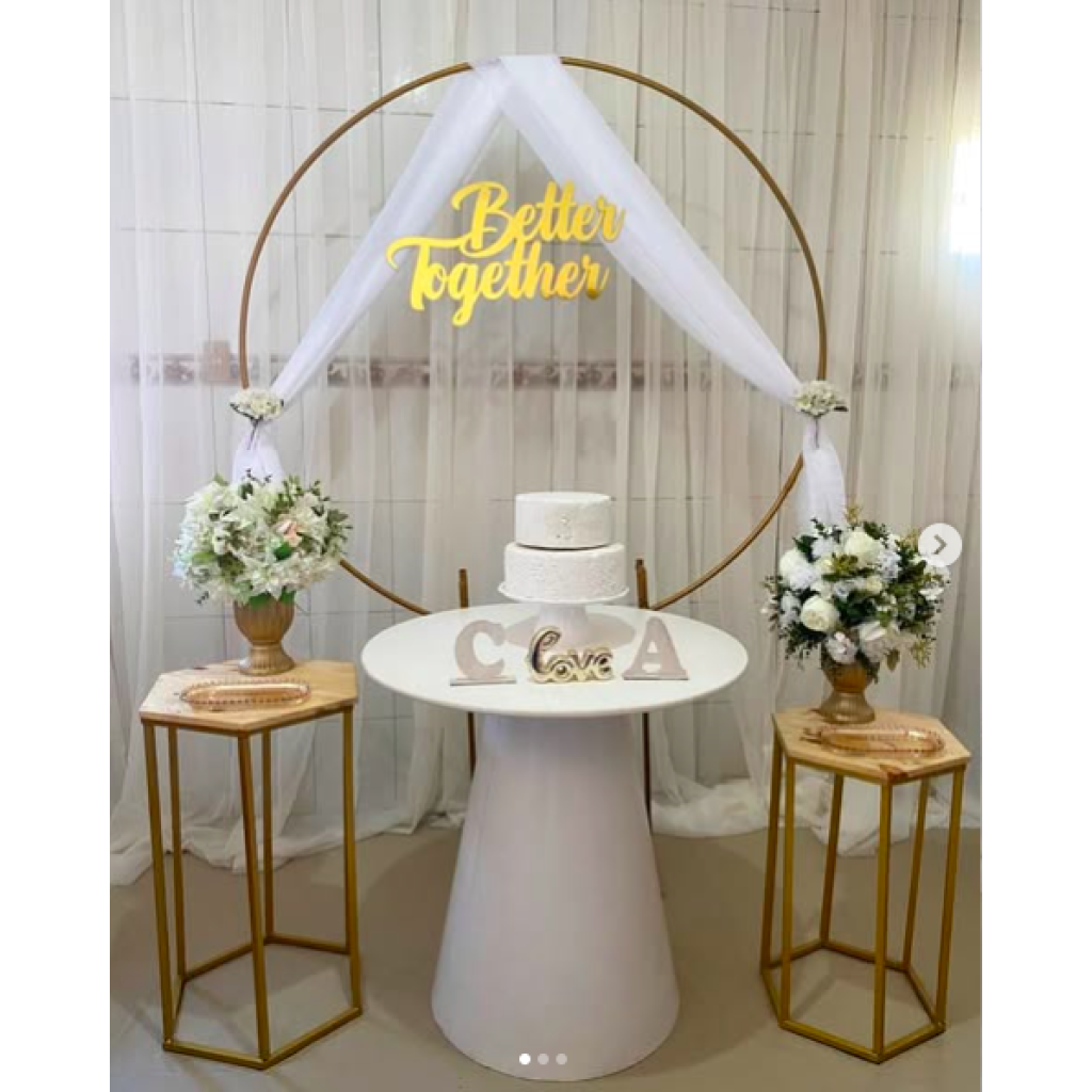 Composição Casamento | Batizado | Noivado - Artes e Encantos locações
