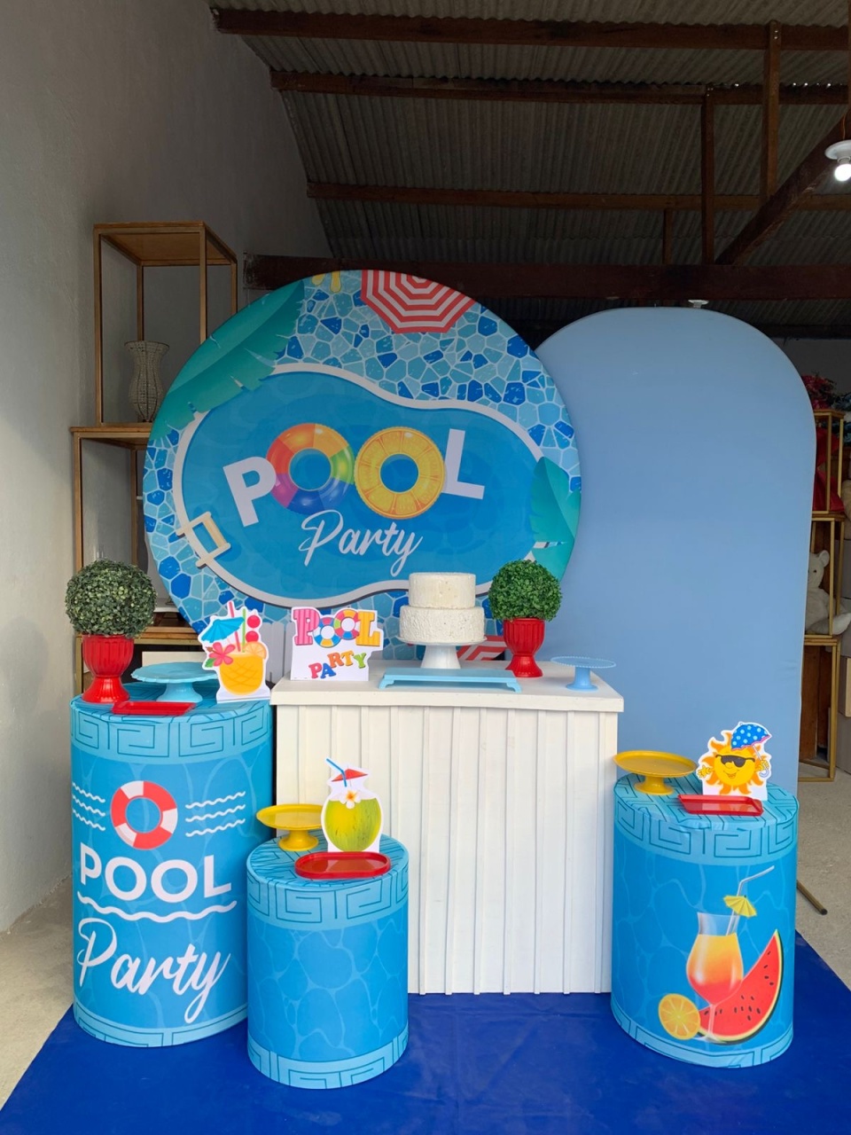 Pool Party Kit Diamante 7 - Artes e Encantos locações