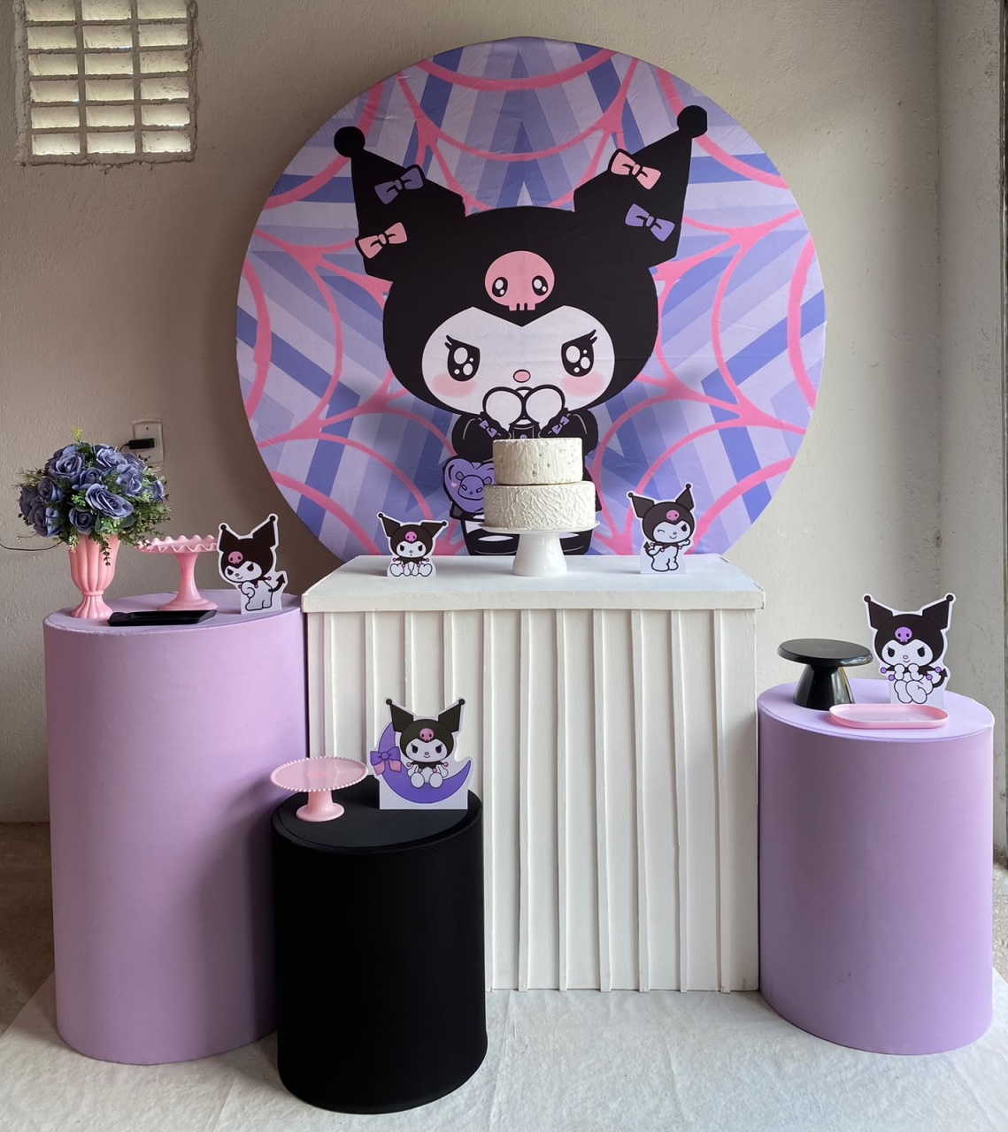 Kuromi Kit Ouro Plus 12 - Artes e Encantos locações